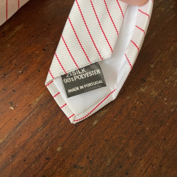 Austin Manor - White With Pink Stripe Polyester/Silk Tie - Picture 3 of 3